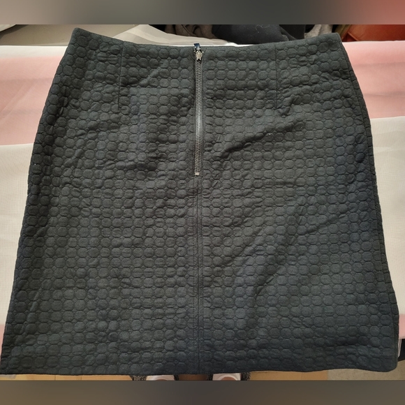 Laundry by Shelli Segal - Picture 2 of 3